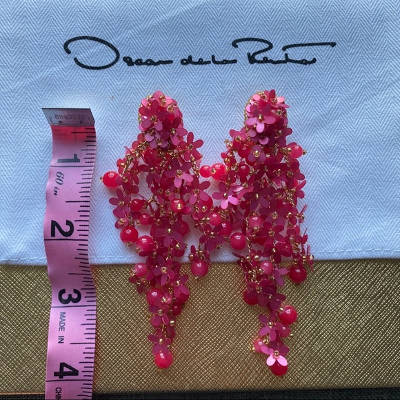 🦚 New Oscar de la Renta Beaded Cascade Drop clip-one earrings - Picture 11 of 14